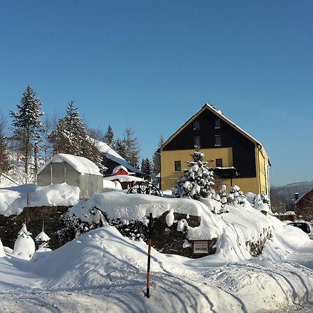 Ferienwohnungen "Am Schloessel" Oberwiesenthal Exterior photo