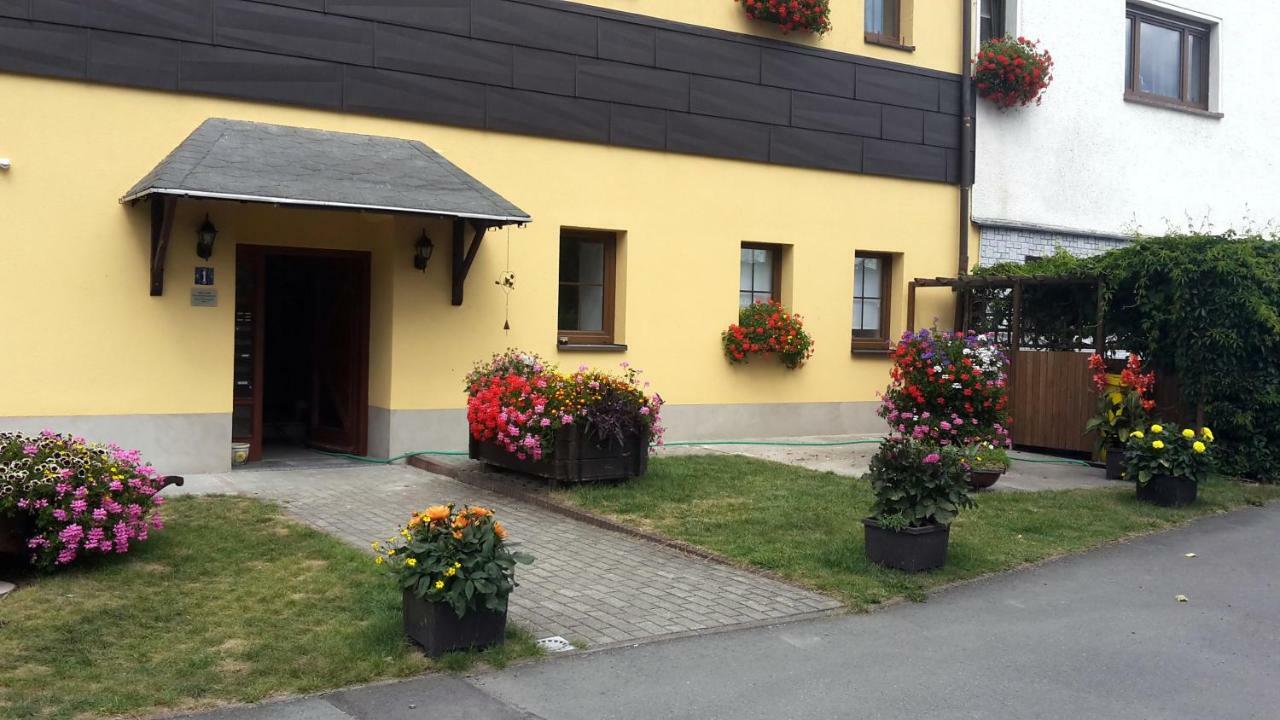 Ferienwohnungen "Am Schloessel" Oberwiesenthal Exterior photo